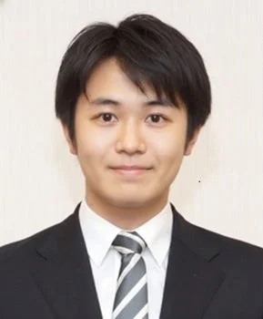 棚井龍之介シニアコンサルタント