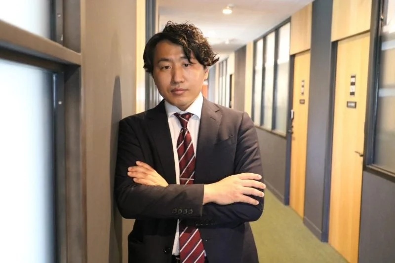 ビジネススーツを着た男性のポートレート